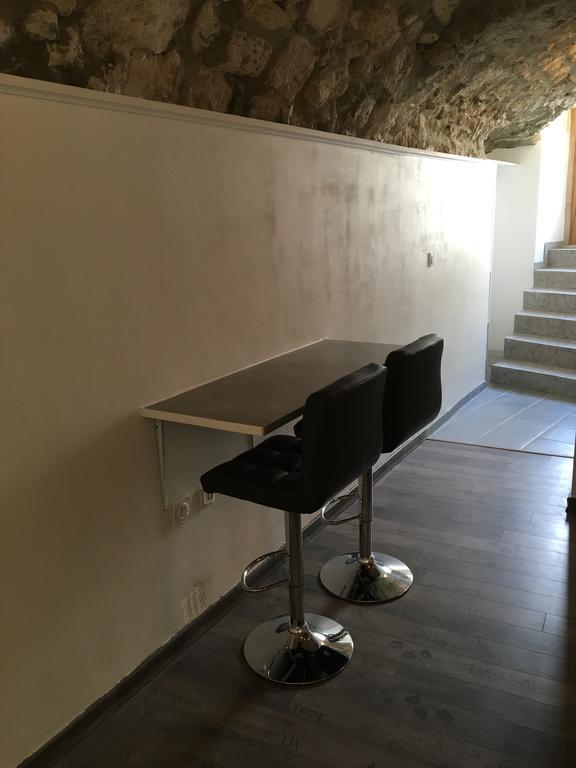 Appartement La Grotte à La Garde-Adhémar Extérieur photo