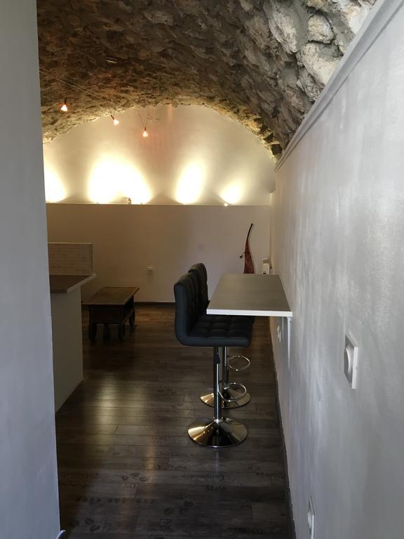 Appartement La Grotte à La Garde-Adhémar Extérieur photo
